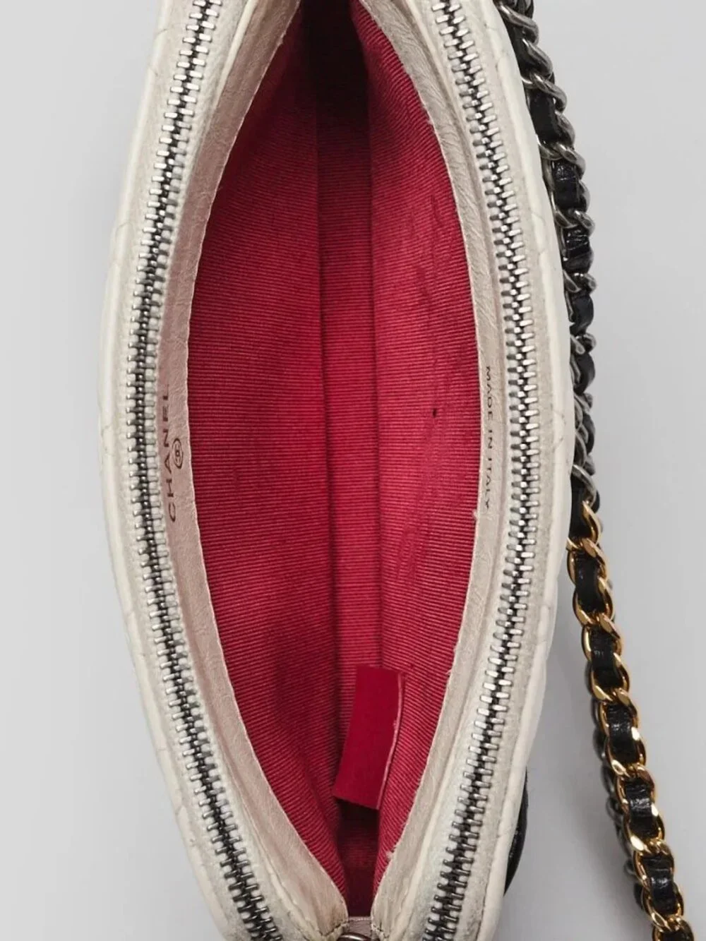 Chanel White/Black Quilted Calfskin Leather Gabrielle Clutch with Chain Bag